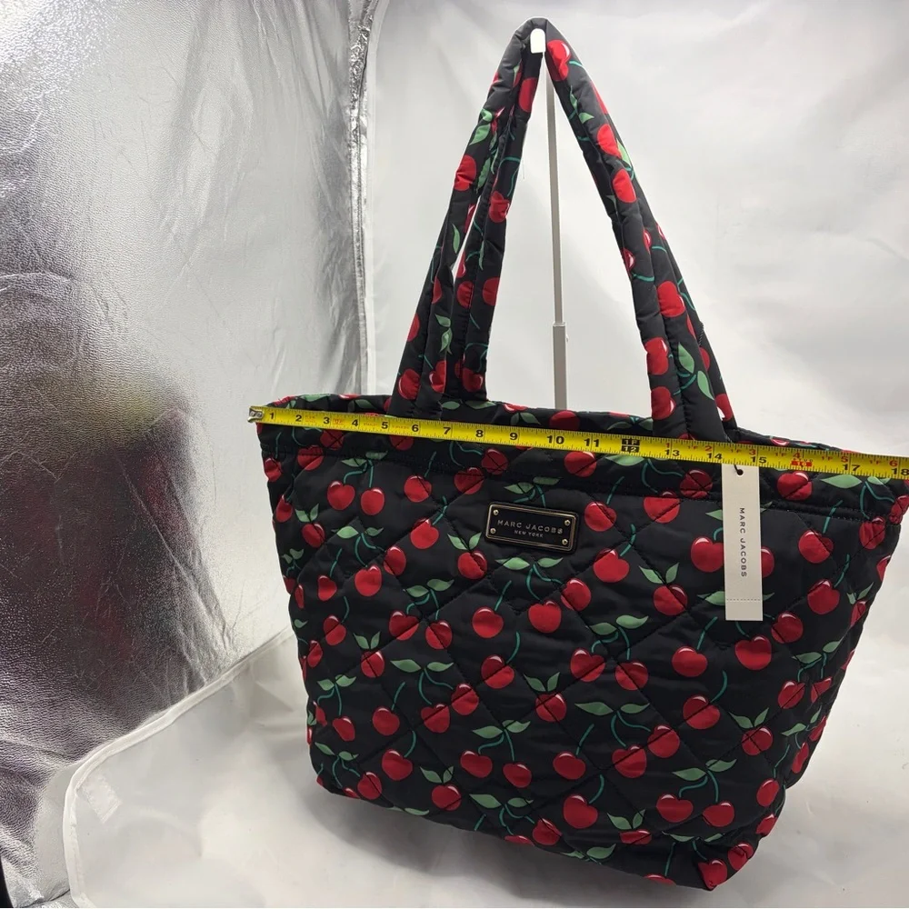 Marc Jacobs Black Cherry Print Quilted Large Tote Bag NwT - Picture 3 of 6